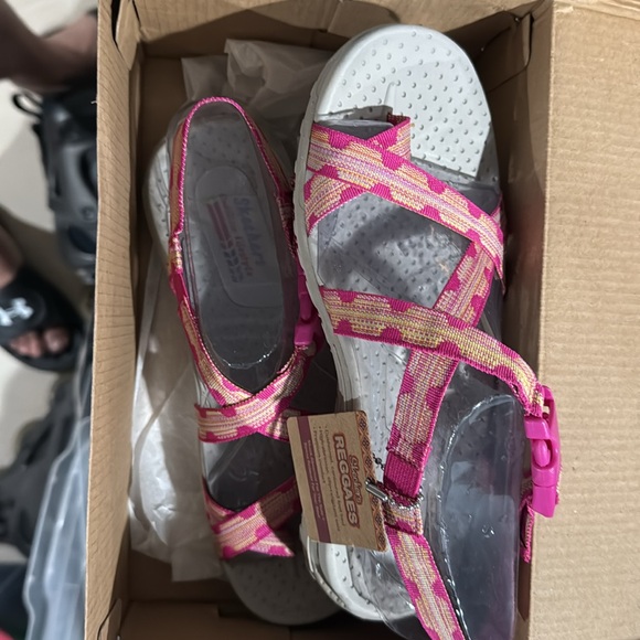 Skechers sandals reggae - Picture 3 of 4